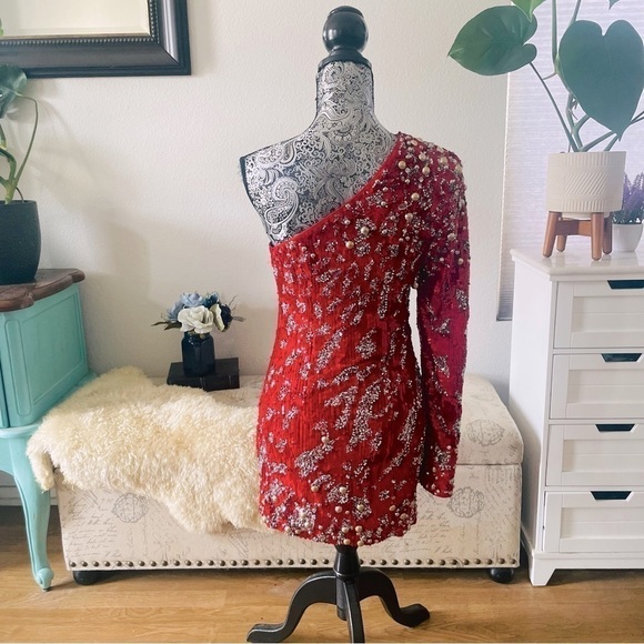 Dundas x Revolve Jett Sequin Embellished One-Shoulder Mini Dress in Red, Small - Picture 9 of 16